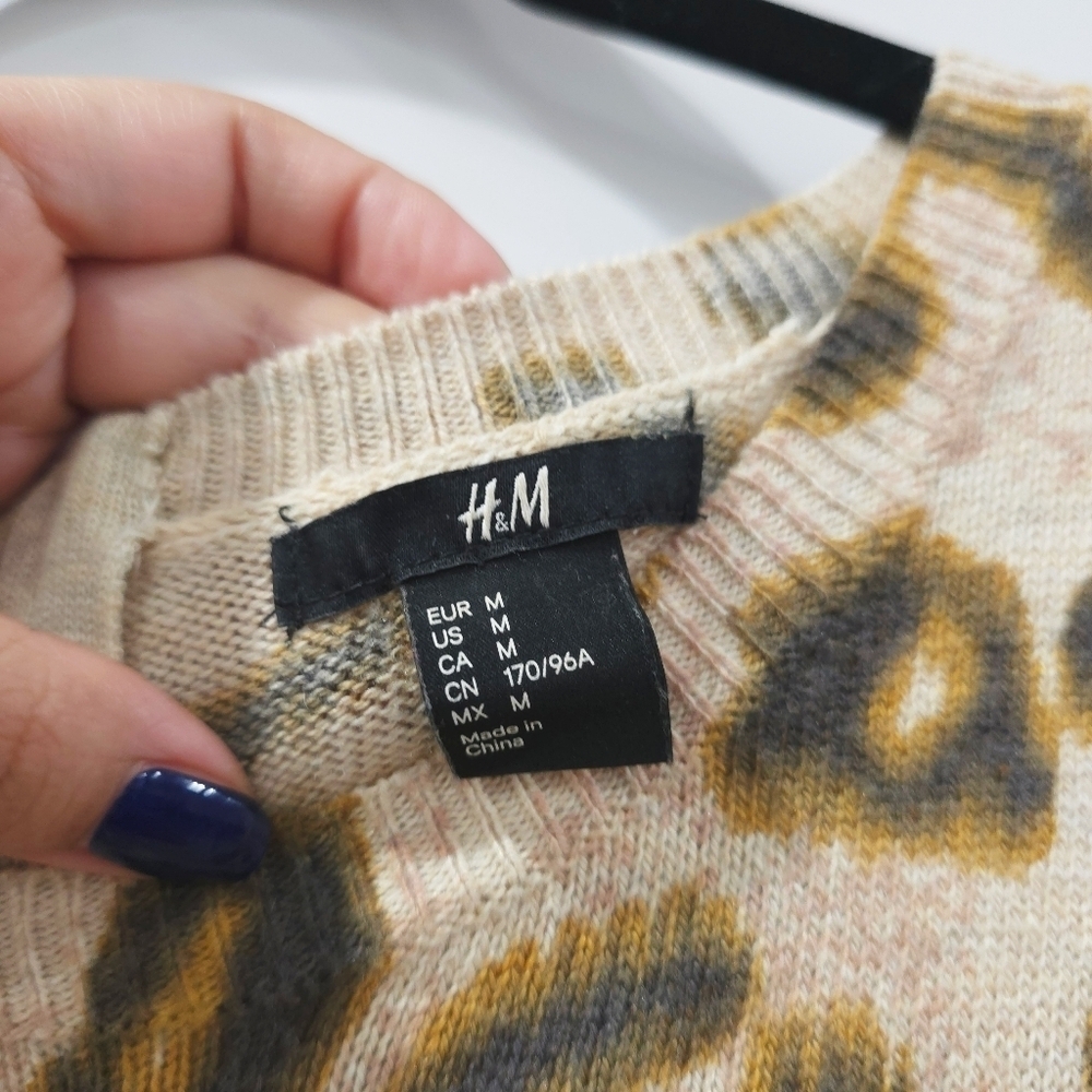 H&M Leopard Print Poly Wool Blend Sweater, M - Picture 5 of 14